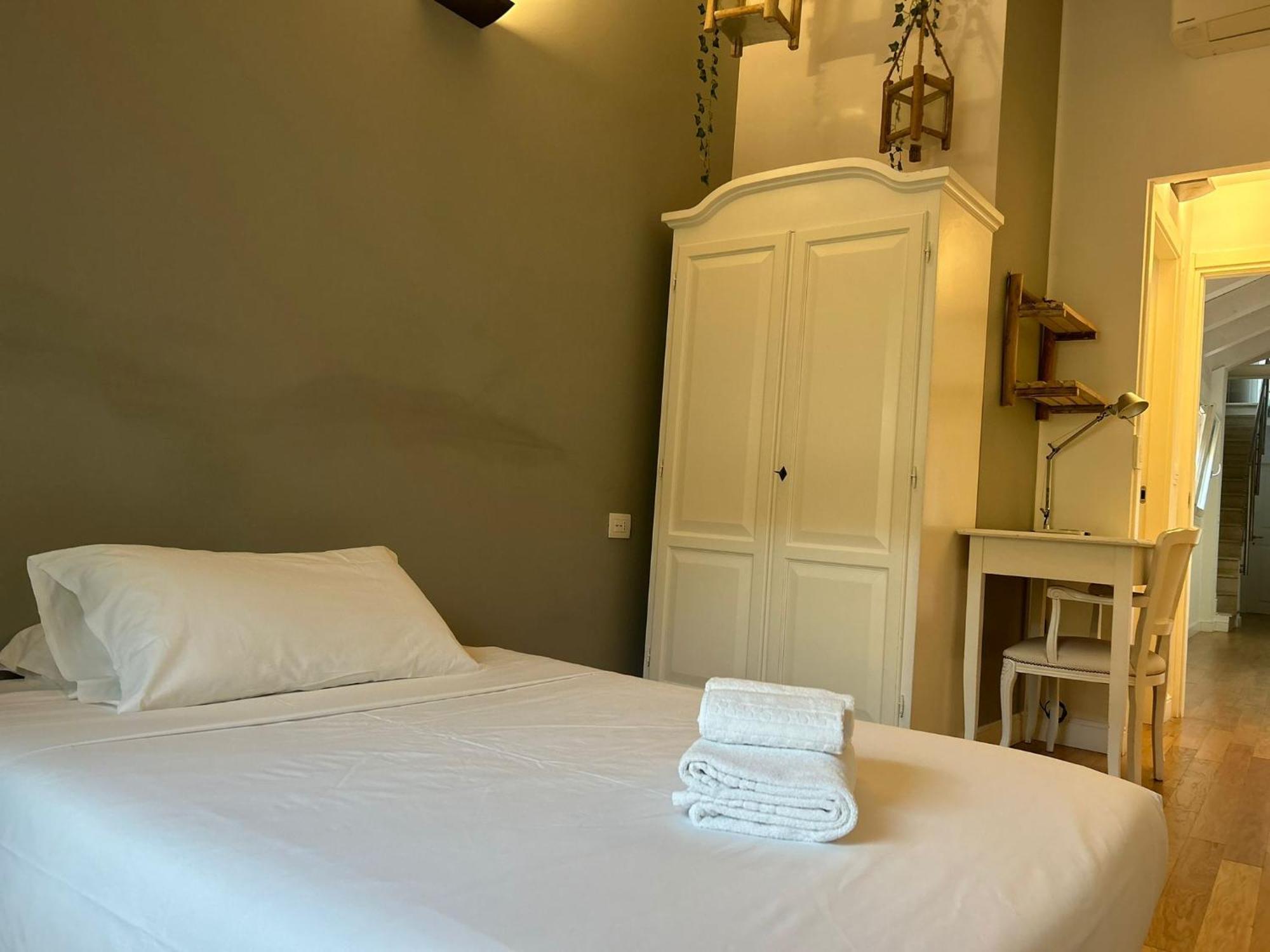 Cosmopolitan Central Rooms Bologna Exterior foto