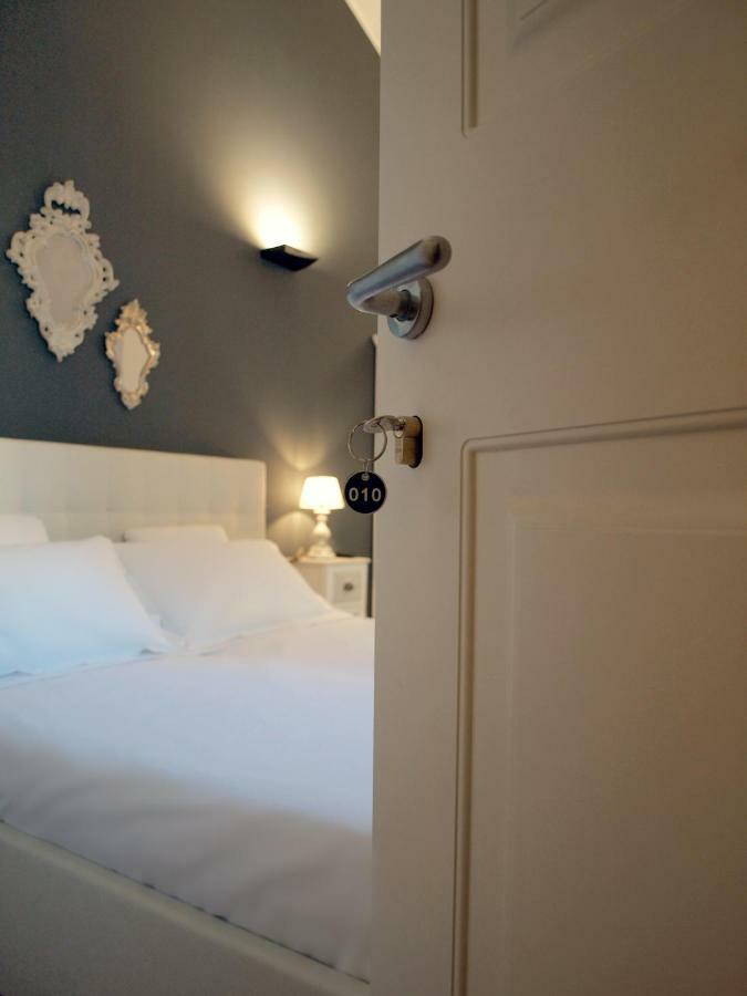 Cosmopolitan Central Rooms Bologna Exterior foto
